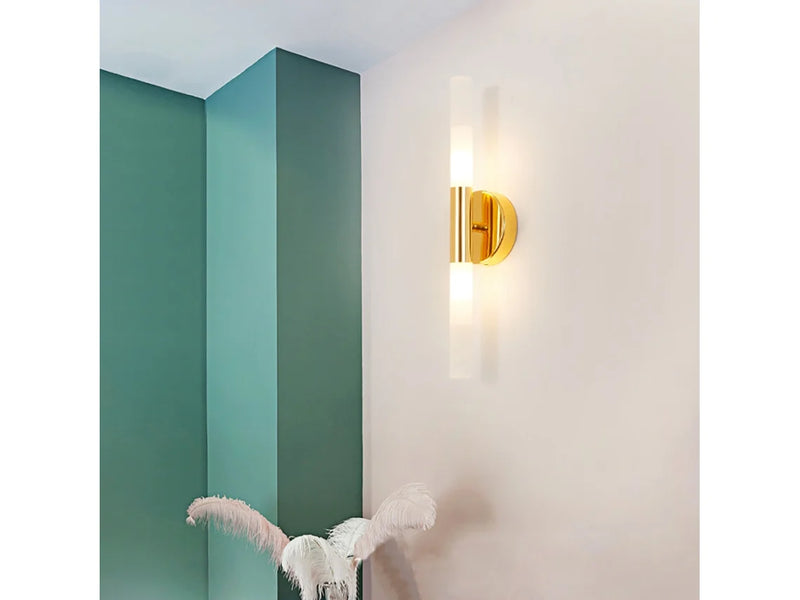 Luminária de parede em vidro com tira LED, modelo G9, ideal para quartos, salas de estar e hotéis.