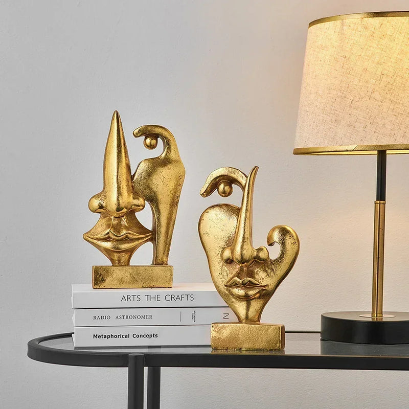 Rosto dourado - Abstrato